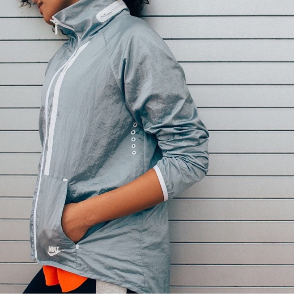 Nike windbreaker